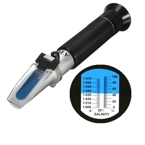 how does a refractometer work for salinity|measuring salinity with a refractometer.